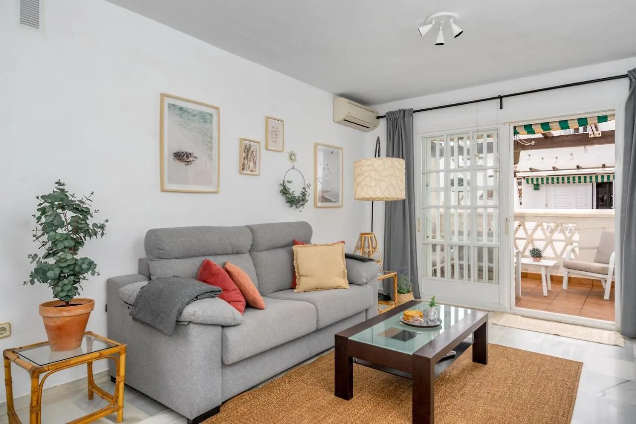 La Duquesa Apartment With Pool By Costarentals - Ref M8 Манилва